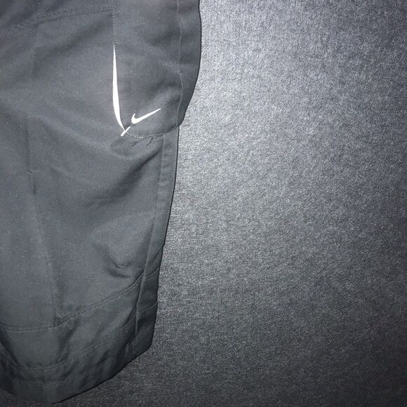 Nike Fit Dry Capri Crop Pants Large Utility Women’s Cargo Pockets Black Pink Zip - Picture 5 of 12